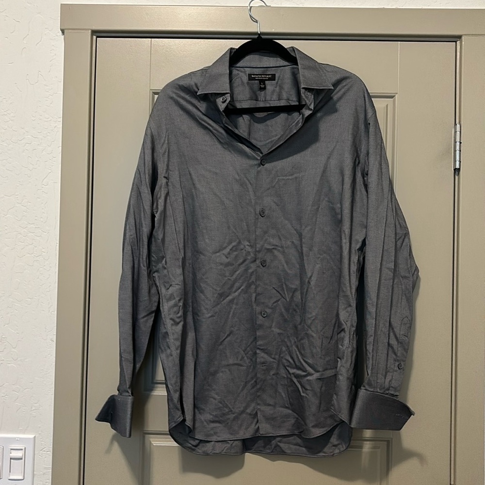 Men’s Banana Republic button up | Size L